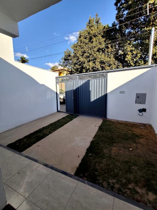 Casa Geminada - Venda - Cachoeira - São José da Lapa - MG